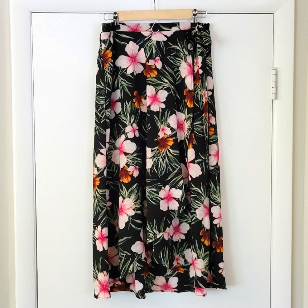 Bobeau floral faux wrap midi skirt, medium
